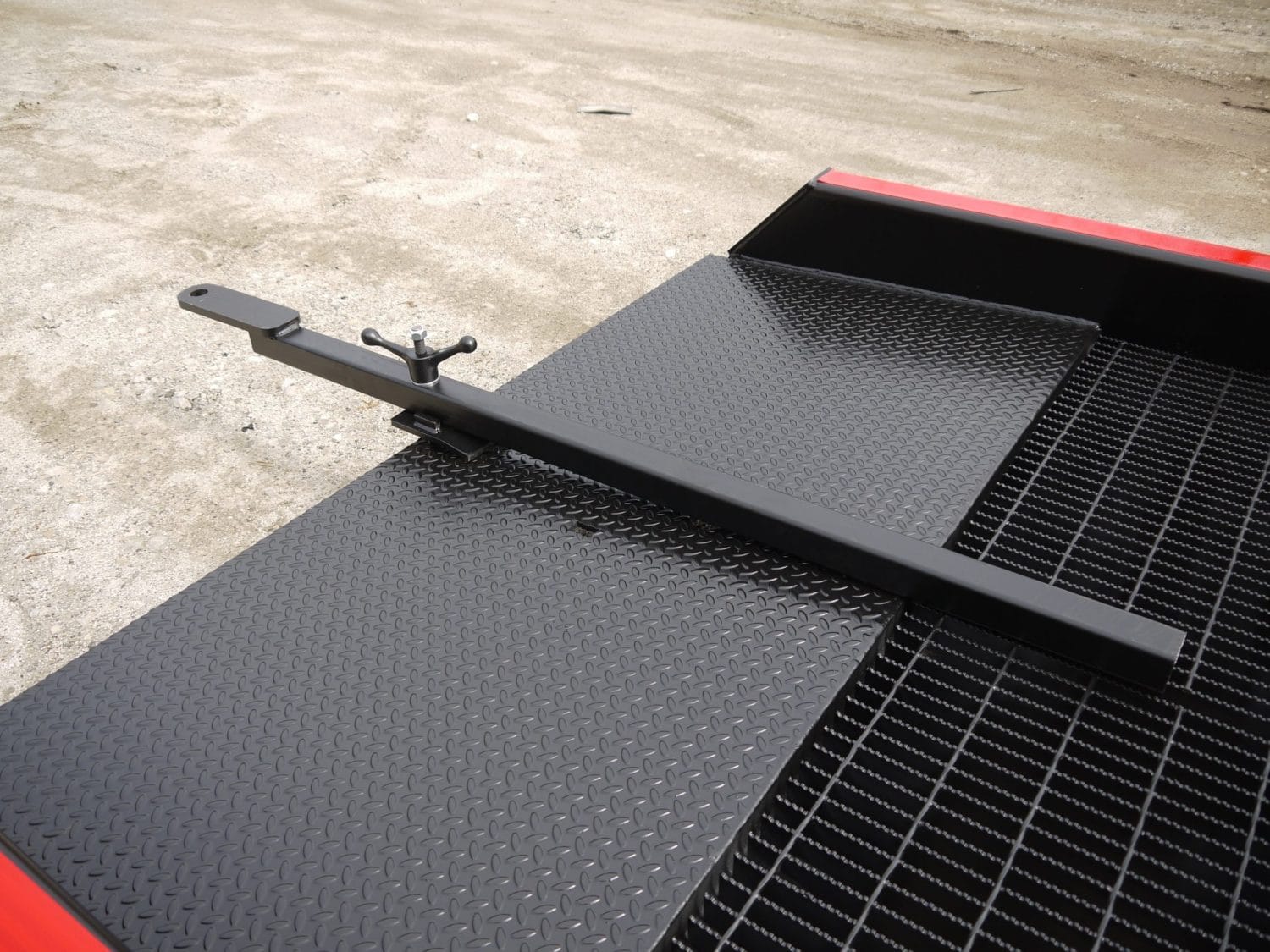 YARD-RAMP-SITE mobile yard ramp tow bar Mobile Yard Ramp Tow Bar